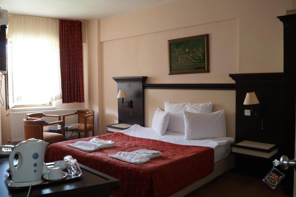 Merci Butik Hotel & Restaurant Эгридир Номер фото