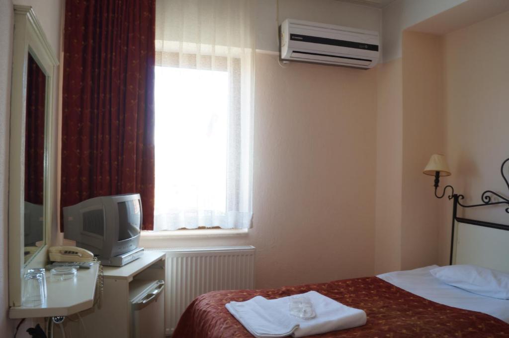 Merci Butik Hotel & Restaurant Эгридир Номер фото